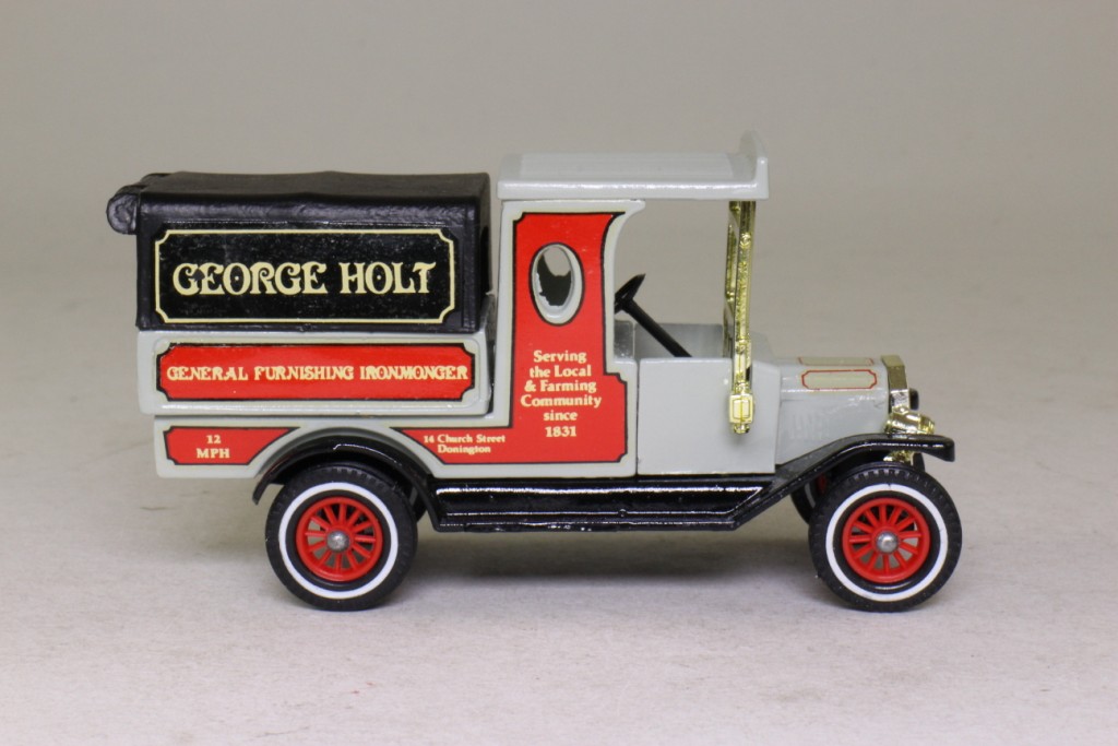 George Holt Ironmongers, Pickup With Tilt (Creaks of Camberley - AC91)